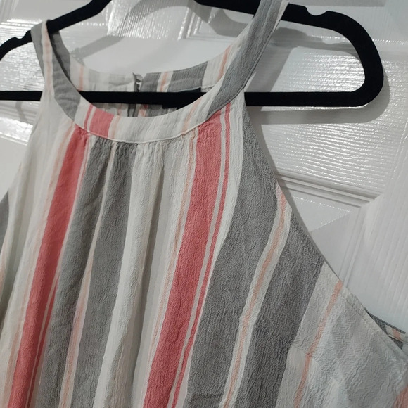 Torrid Stripe White Rayon Crepe High Neck Tank in Size 2 - 18/20 - Picture 6 of 13